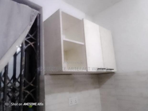 Ultra Modern Kitchen Cabinets