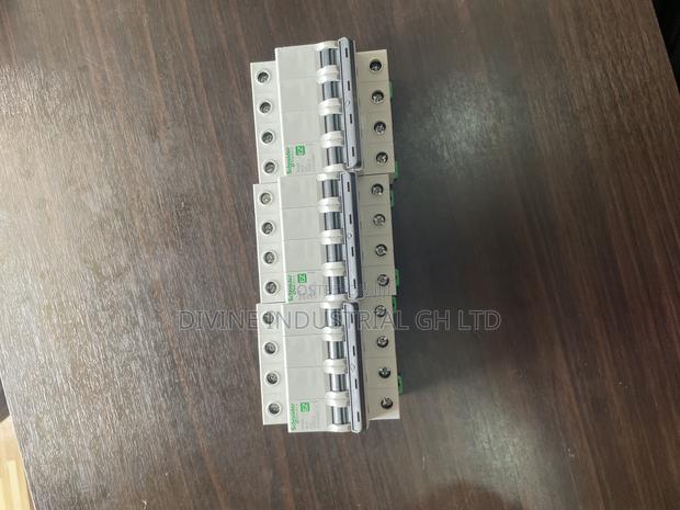 Original Schneider Breaker 63A photo 3