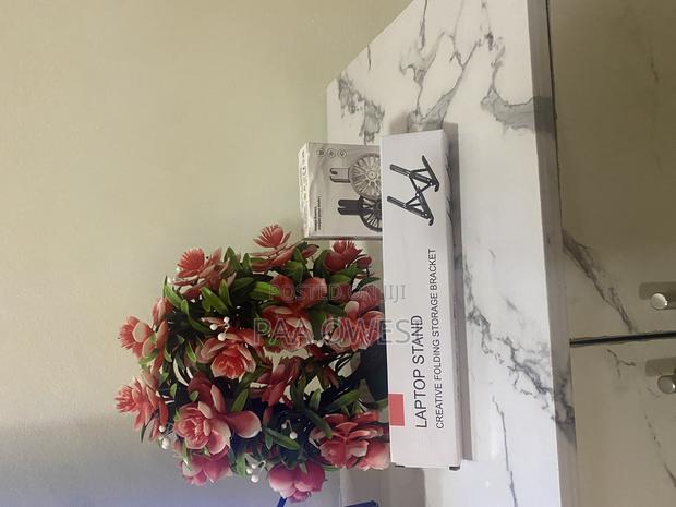 Silver Laptop Stand Available for Sale · Photo 2