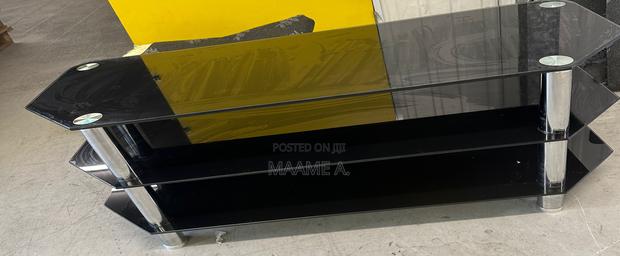Black Glass Chrome Centre Table · Photo 4