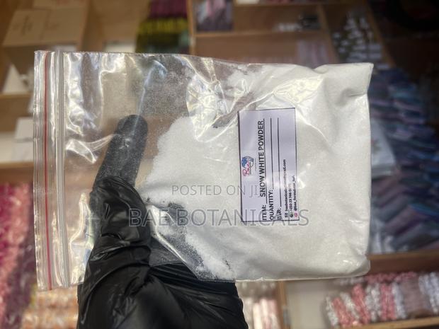 Snow White Powder (50 Grams) · Photo 2