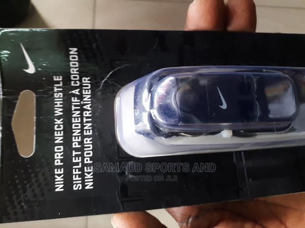 Original Whistle At Cool Price · Photo 4