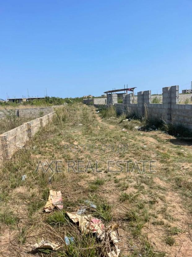 Accredited Beach Road Gated Lands at Prampram · Photo 3