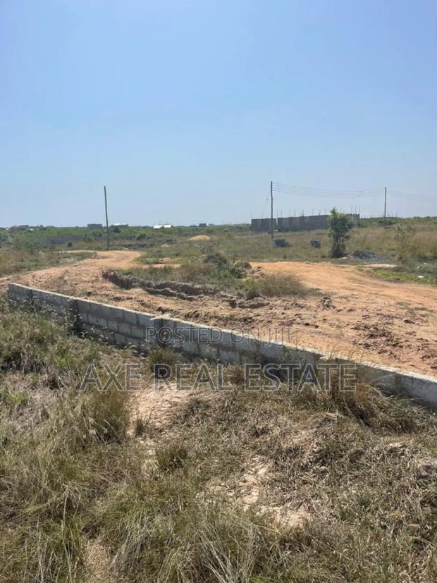 Neatly Arranged Gated Residence Plots at Prampram Beach Road · Photo 4