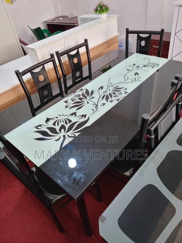 6 Chairs Dinning Sets photo 2