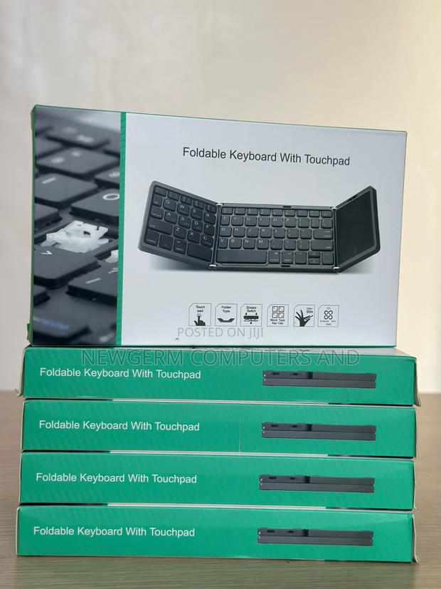 Foldable Wireless Keyboard With Touchpad photo 5