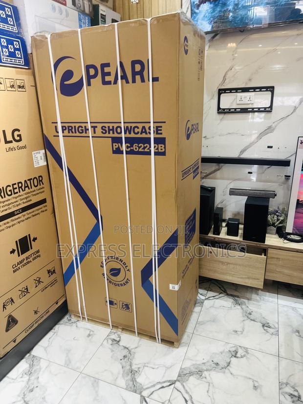PVC-622-2b Double Door Display Fridge Pearl White · Photo 2