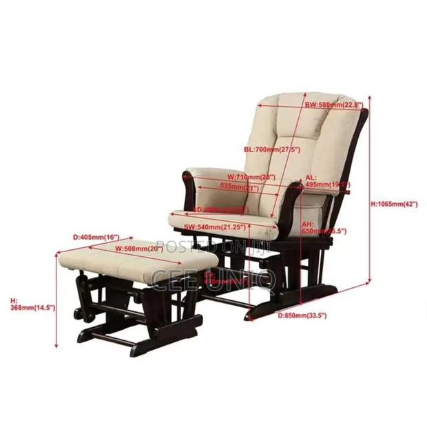 Nursing Rocking Chair · Photo 3