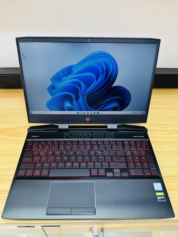 Laptop HP Omen 15-Ce0xx 16GB Intel Core I5 SSD 512GB photo 3