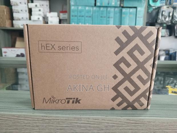 Mikrotik Hex S Gigabit Ethernet Router With SFP (Rb760igs) · Photo 4