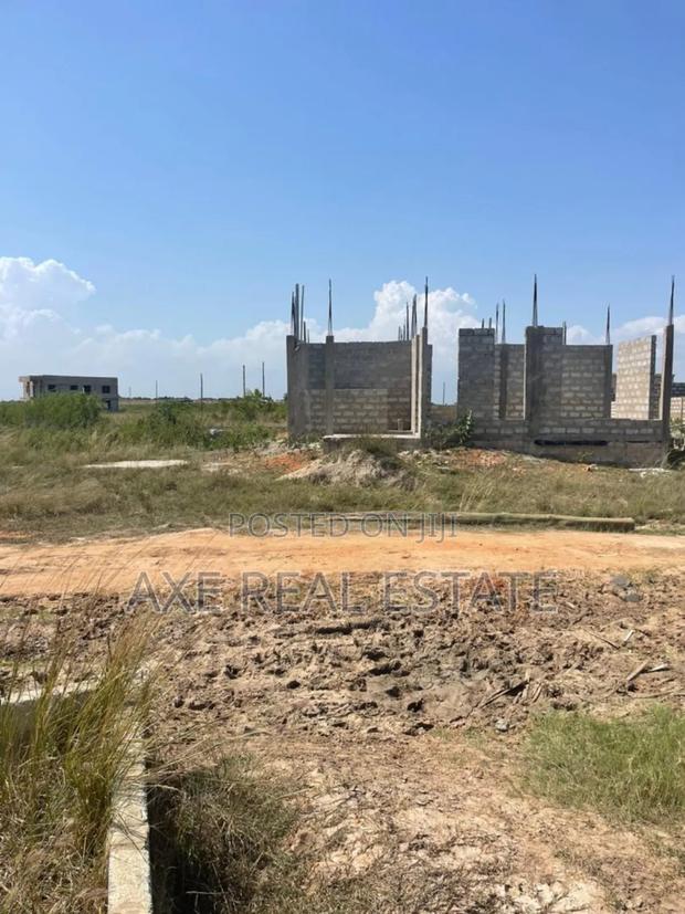 Nice Multipurpose Plots at Tema Community 25 Devtraco · Photo 3