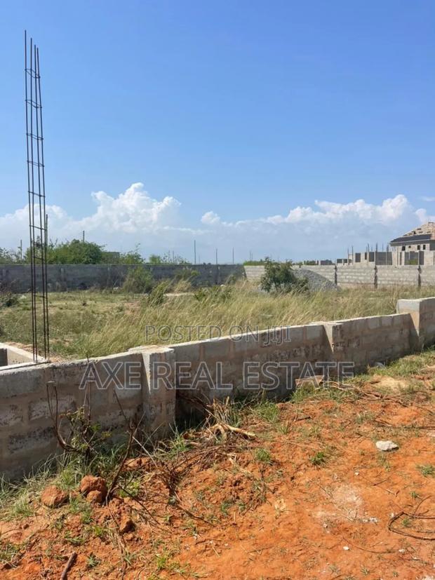 Nice Multipurpose Plots at Tema Community 25 Devtraco · Photo 4