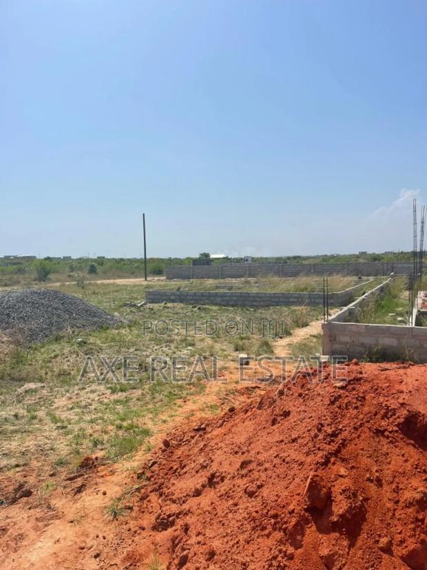 Big Promo Benefits on Plots at Prampram Beach Road · Photo 3