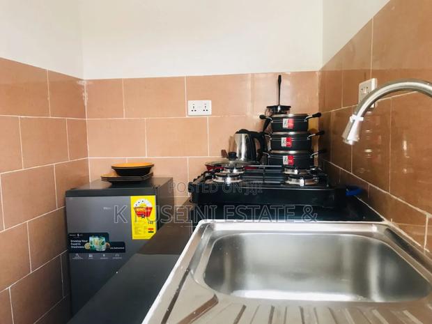 Fully Furnished Chamber and Hall for Rent photo 5