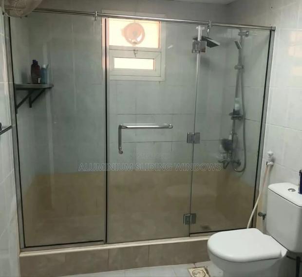 Frameless Shower 10mm Glass