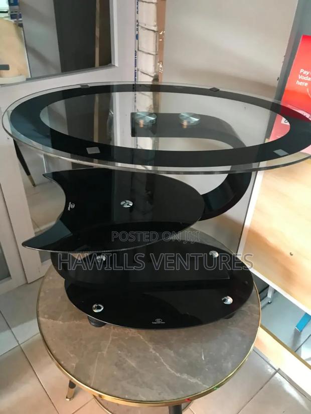 Glass Side Table · Photo 2
