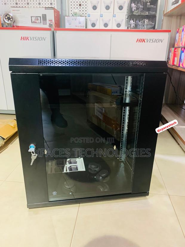 12u Rack Wall Mounted With 1 Fan · Photo 1