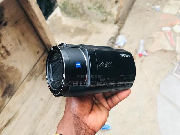 Unleash Your Filmmaking Potential With Sony FDR-AX40 · Photo 2