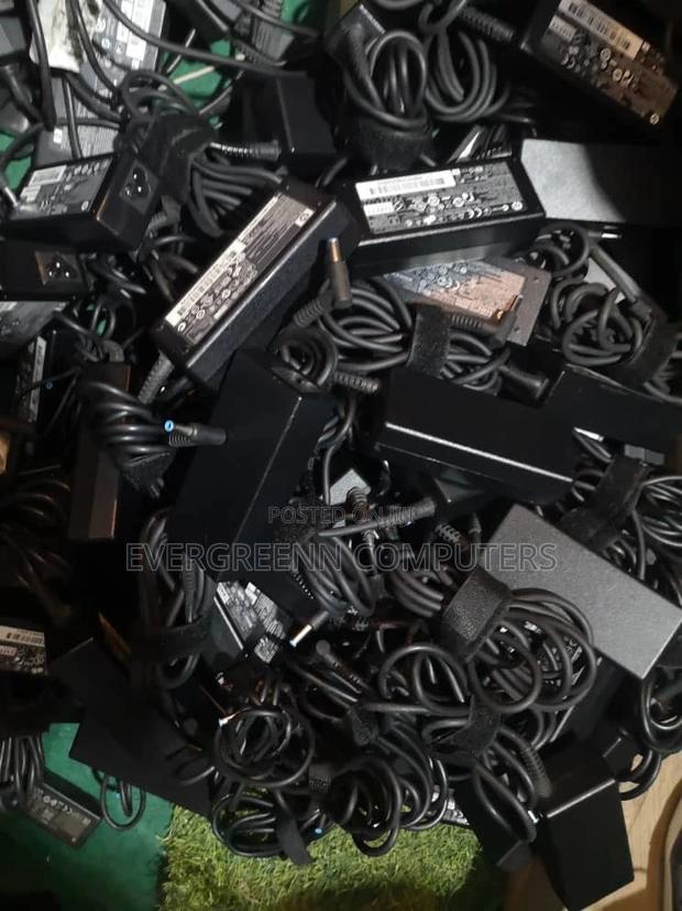 Original Home Used Laptop Chargers · Photo 3