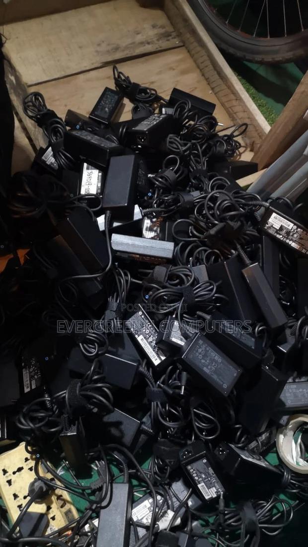 Original Home Used Laptop Chargers · Photo 4