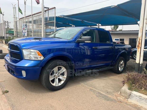 Dodge RAM 1500 3.6 Petrol AWD 2017 Blue