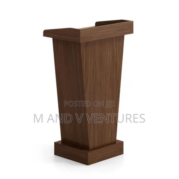 Podium Stand GXV