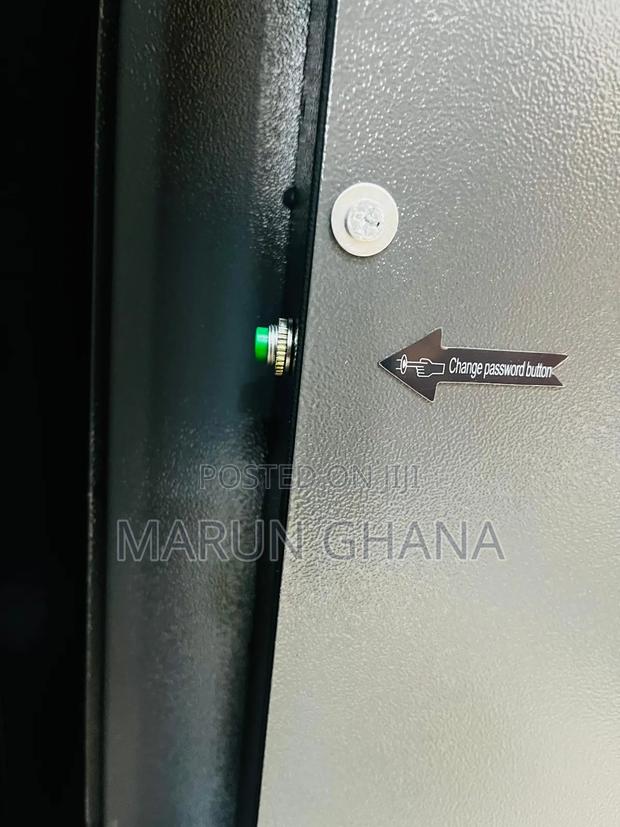 Digital Safe Locker Fire Proof 110kg Heavy Duty · Photo 4
