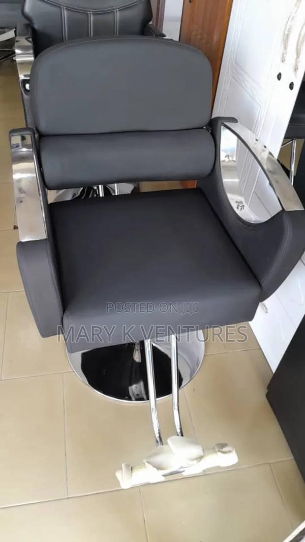 Salon Chair