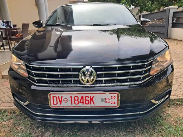 Volkswagen Passat 2.0T SE 2018 Black