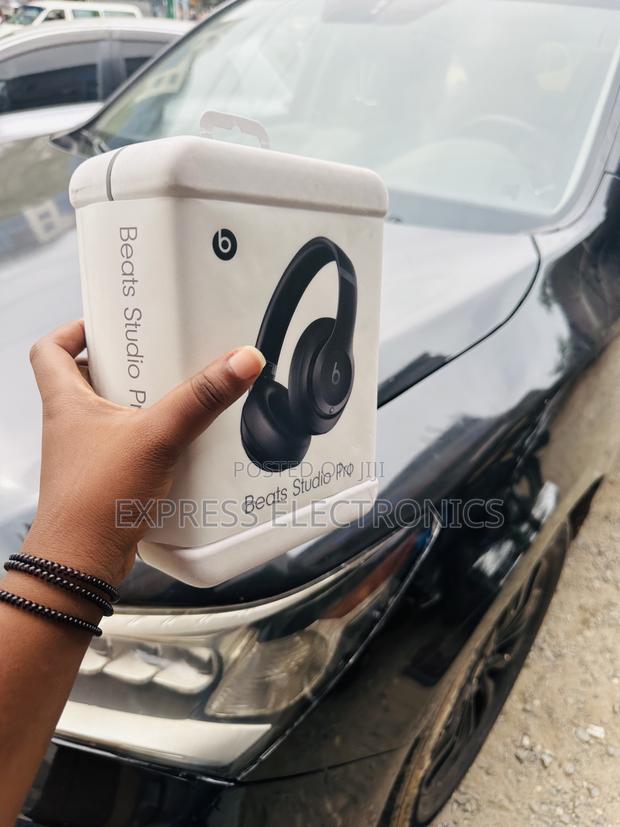 Nice Design Black Beats Studio Pro · Photo 2