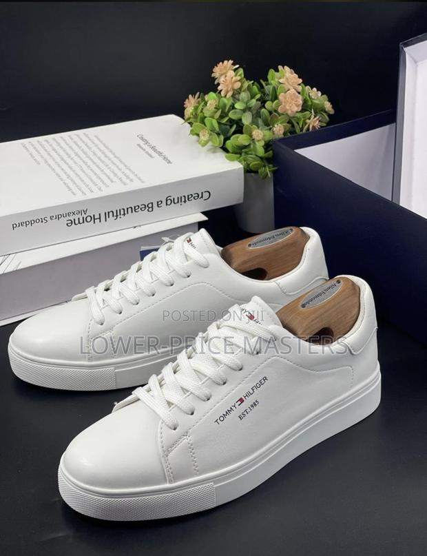 Tommy Hilfiger Classic · Photo 3