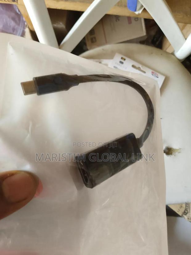 Type-C to Hdmi Adapter · Photo 4