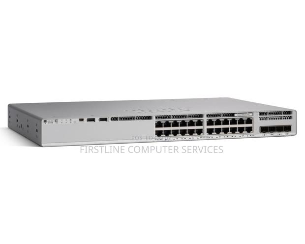 CISCO Catalyst 9200l 24-Port Poe+ 4 X 1g · Photo 4