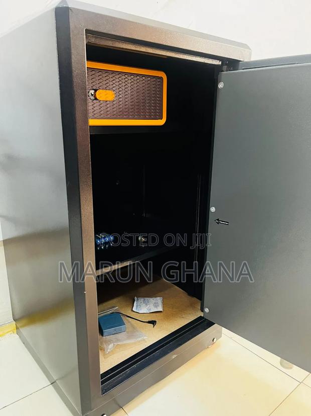 3d820 Fireproof Safe Locker Box With Alam Heavy Duty 110k · Photo 3