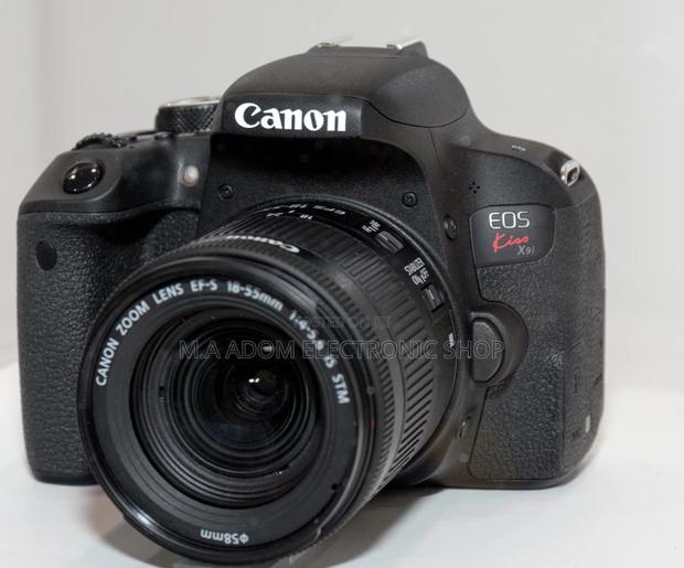 Your Versatile and Compact Camera-Eos 800D · Photo 2