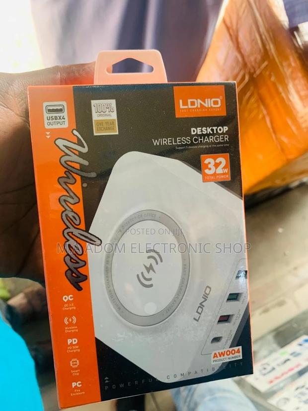 Simplify Your Charging Routine: LDNIO Wireless Charger · Photo 4