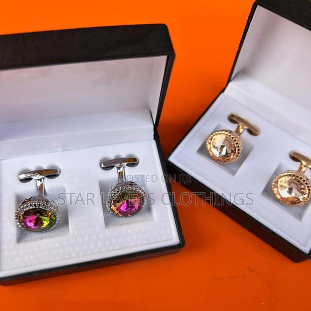 Classic Cufflinks for Men · Photo 4