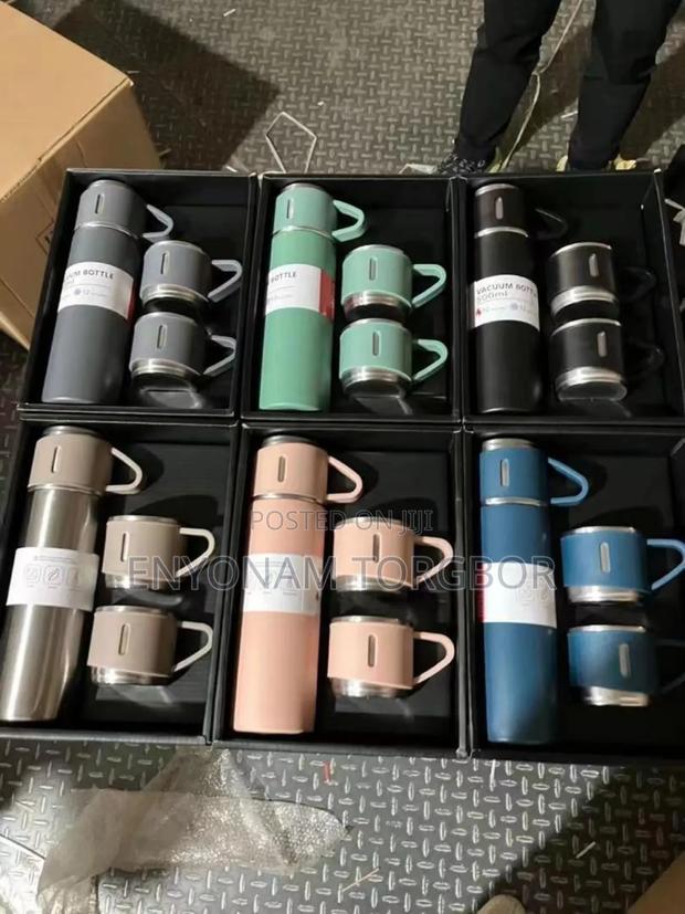 Vacuum Flask Set · Photo 2