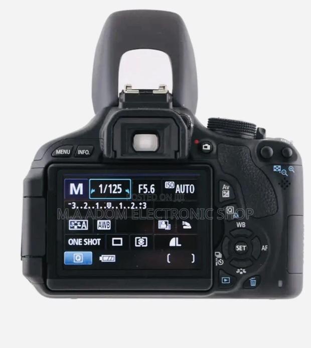 18 MP Aps-C Cmos-Canon EOS 600D DSLR Camera · Photo 2