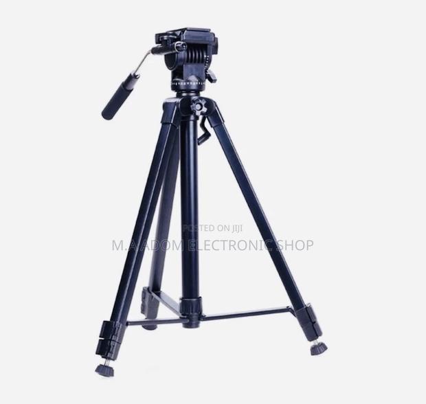 Yunteng VCT-860: A Professional Tripod for Stable Shots · Photo 2
