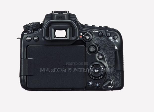 Canon 90D: A Powerful DSLR for Photography and Videography · Photo 2
