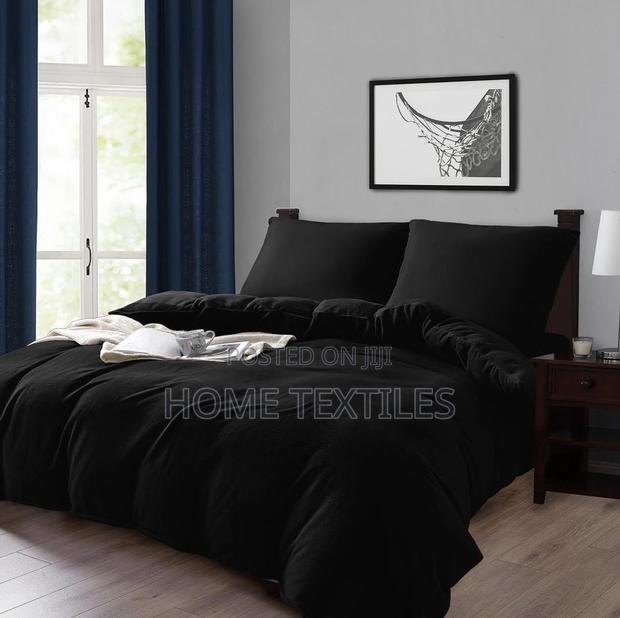 7 Pieces Plain Black Duvets Set for King Size Bed · Photo 2