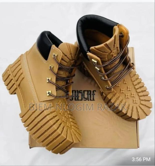 High Quality Latest Timberland Boot Available in Stock · Photo 4