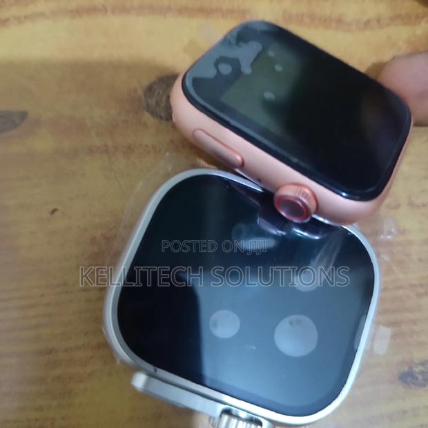 I600 12in1 Ultra Smart Watch With Free I12 Earphone photo 2