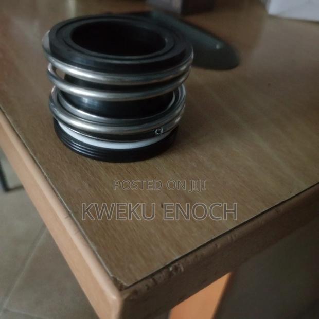 Mg2 35 Seal · Photo 4