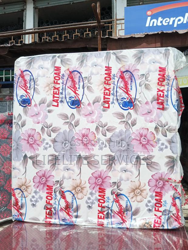 Mattress High Density 8" Queen Size *Latex · Photo 4