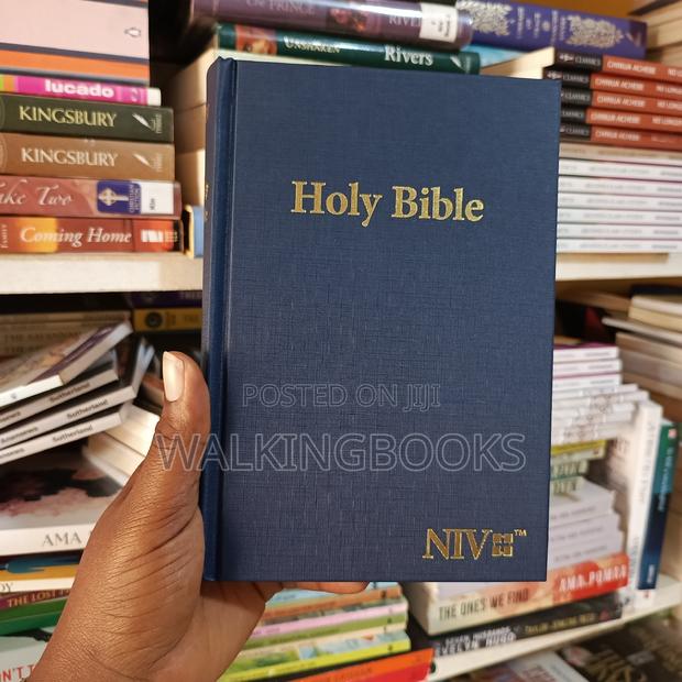 NIV Holy Bible · Photo 3