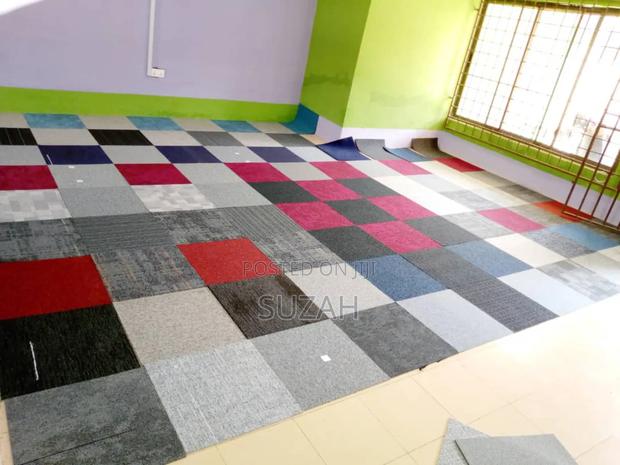 Creative Patterned Carpet · Photo 2