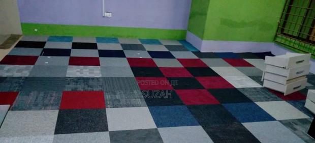 Carpet of 0.5mx0.5 · Photo 2