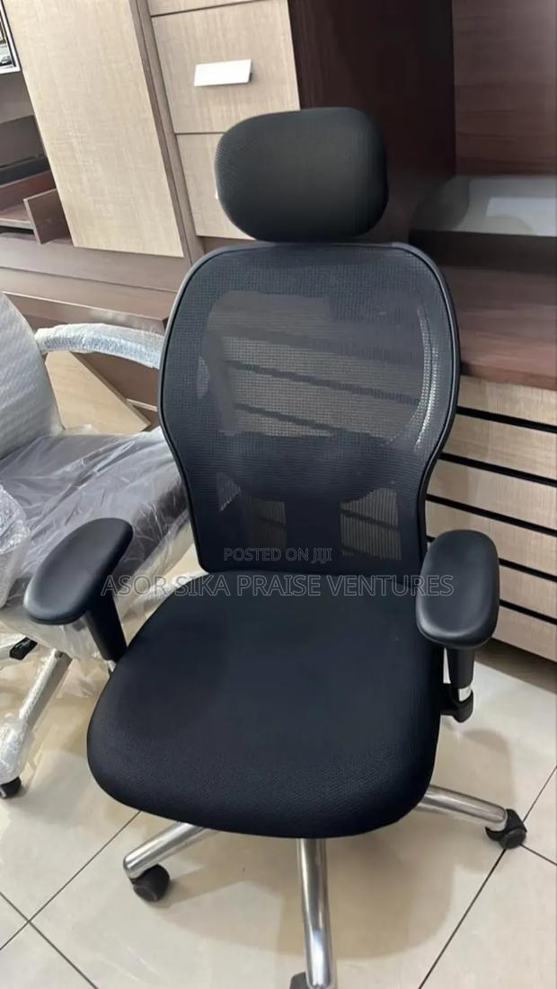Office Orthopedic Chair · Photo 2